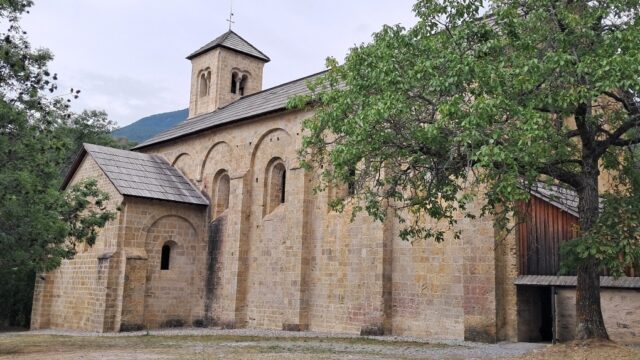 Fin de l'épisode caniculaire et retour d'un temps plus frais, idéal pour venir visiter l'abbaye 😉