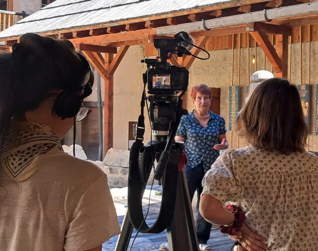 [TOURNAGE] 📽  Cet après-midi, nous avons eu le plaisir d'accueillir le tournage d'un documentaire.
🗓  rendez-vous dans quelques mois sur ARTE.
🗣 on vous en dira plus le moment venu.

@boscodonabbaye05 #serreponcon #embrun #crots #hautesalpes #tournage