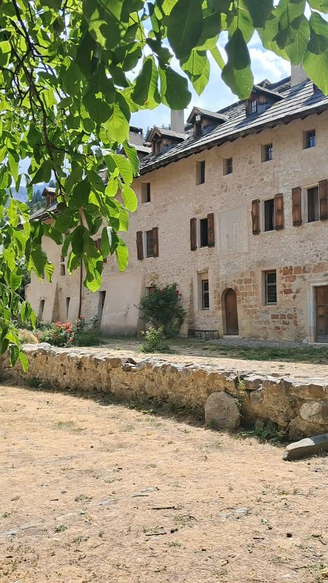 @boscodonabbaye05 #abbayedeboscodon #serreponcon #embrun #hautesalpestourisme #hautesalpes