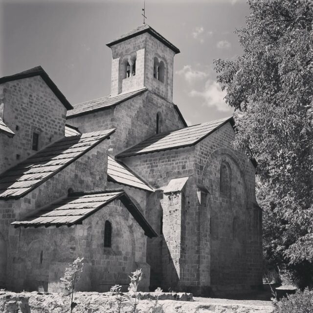 🔸️Et si vous profitiez de ce beau mois d'octobre pour venir visiter l' #abbayedeboscodon ?
🔸️Fermeture annuelle dès lundi 3 novembre.
#crots #embrun #embrunais #embruntourisme #serreponcon #boscodon #hautesalpes #hautesalpes05 #hautesalpestourisme #patrimoine #patrimoinefrancais #abbaye #abbayeromane #architectureromane #monumenthistorique